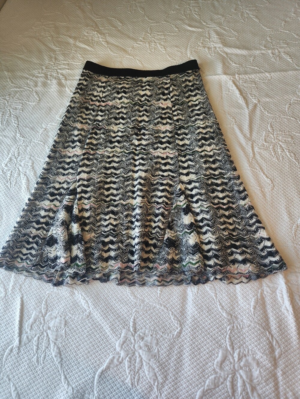 Black & Ivory Chevron A-Line Skirt - Women